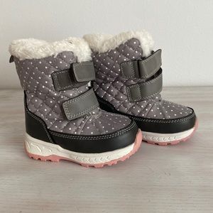 Toddler girl snow boots ❄️